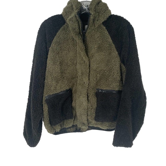 Revolve Plush Tags Green Black Teddy Sherpa Fleece Jacket Hooded Gorp Cabin Gift - Picture 1 of 13